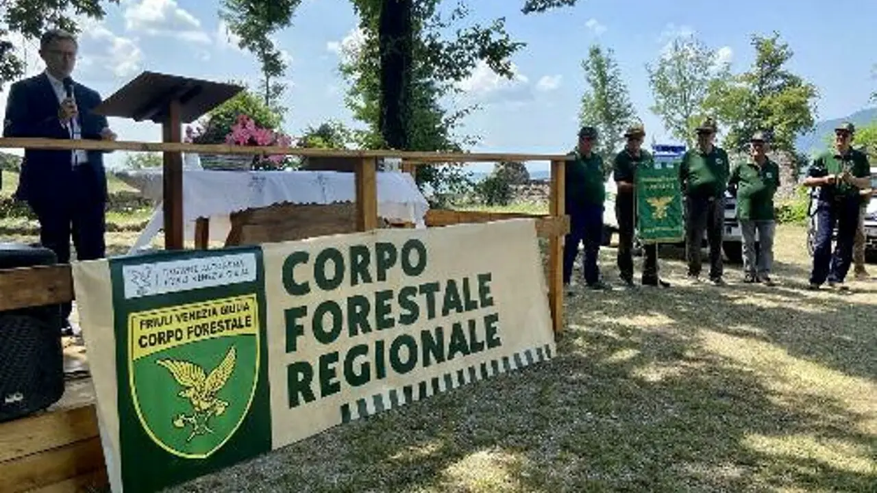 Vuoi arruolarti nell'esercito? Ecco gli stipendi aggiornati delle forze armate italiane Vuoi arruolarti nell'esercito? Ecco gli stipendi aggiornati delle forze armate italiane